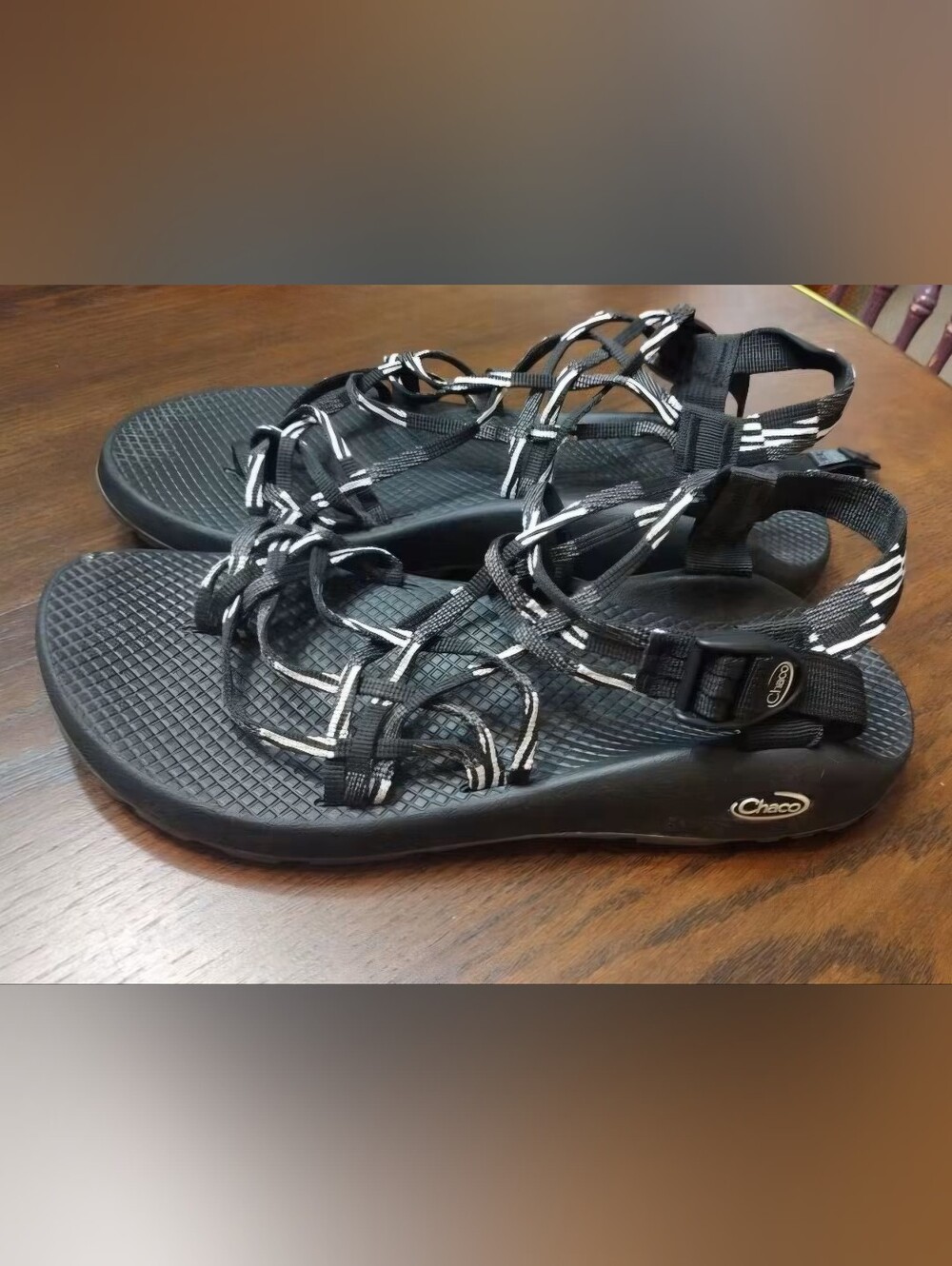 Chaco Women's ZX/3 Classic Sandals Scatter Black & White